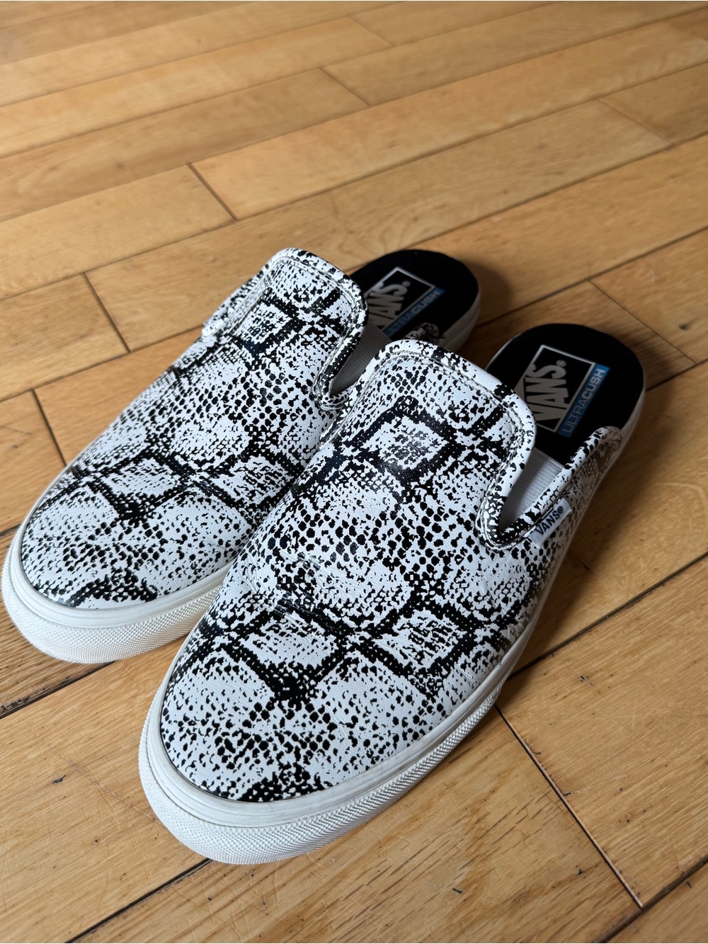 Vans White & Black Snakeskin Slip-On Mule